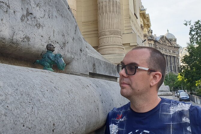 Private Family Friendly Walking Tour with Children in Budapest - Heroes’ Square: Knights, Kings, and a Castle-Back Story