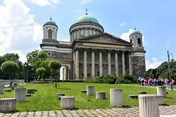 Private or SmallGroup Budapest Danube Bend Tour Lunch and Cruise - Szentendre walking tour: artists town energy with real time to wander