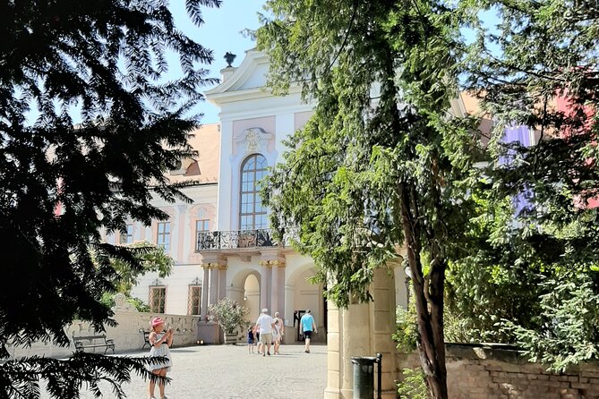 Private Sissi Castle Tour - Pace and Timing: How to Make the 4 Hours Feel Right