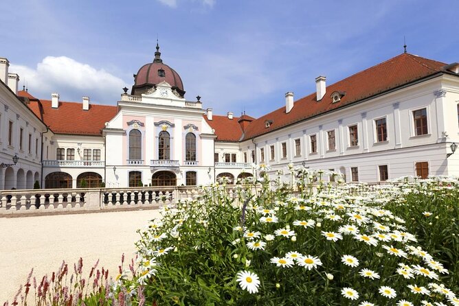 Private Sissi Castle Tour - Entering the Palace Museum: Rooms That Explain Power and Private Life