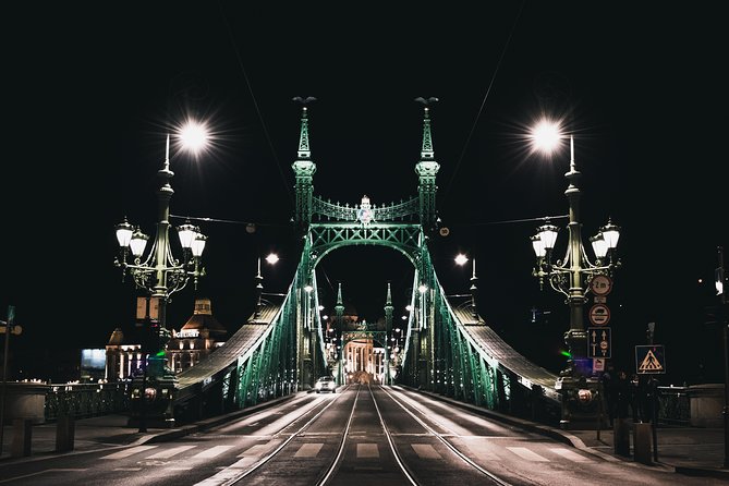 Private Transfer from Vienna to Budapest or Budapest to Vienna - Custom Sightseeing Stops on the Road (and the 15-Minute Limit)