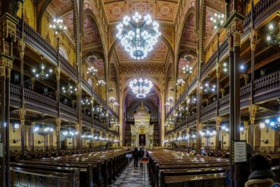 Private Walking Tour in The Jewish District Budapest - Private pace with local guide Benjamin (and lots of questions)