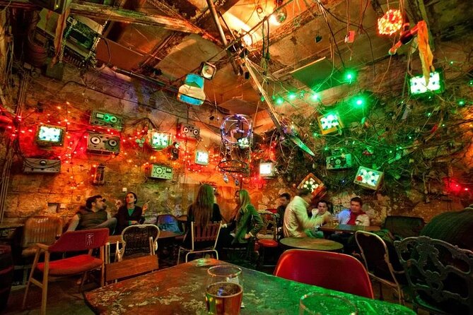 Ruin Bars Tour (Culture, history, and drinks) PROMO PRICE - Key highlights to look for