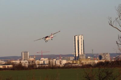 Sightseeing flight over Budapest - Your pilot turns the view into a story