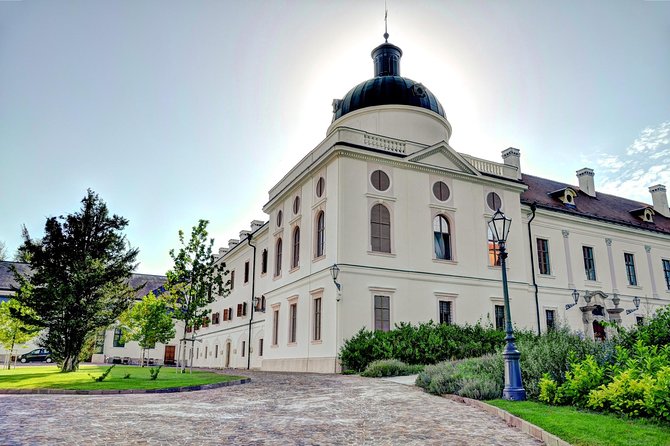Sisi's Godollo Palace Tour from Budapest - Who this tour suits best (and who should DIY)