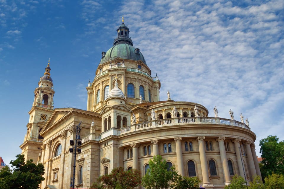 Skip-the-line St. Stephen's Basilica Guided Tour - St. Stephen’s Basilica in 2 hours: the dome, gold interior, and marble work
