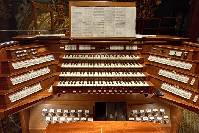 St.Stephen's Basilica: Grand Organ Concert & Ticket - The console close-up: why this part changes how you listen