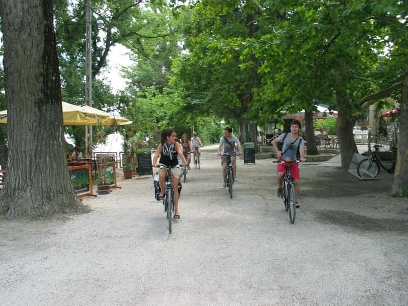 Szentendre Bike & Train Tour by Budapest Bike Breeze - Who should book this bike-and-river day