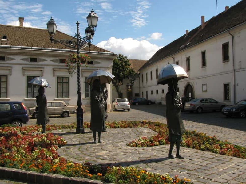 Szentendre Bike & Train Tour by Budapest Bike Breeze - Walking time and shopping you can actually enjoy