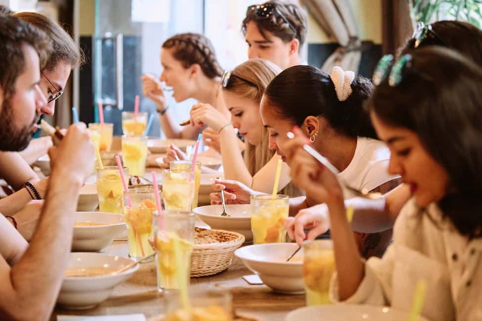 Tipsy Guided Food Tour with Drinks Included in Budapest - Four Local Eateries, Plus a Sit-Down Break for the Best Stuff