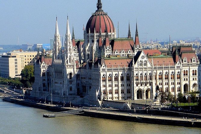 Wonders of Budapest, private tour by car! - Why this private by-car route works in Budapest